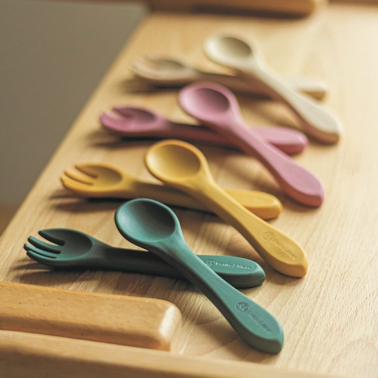 Petite&Mars, Take&Match, silikonowe sztućce, Desert Sand, 6m+