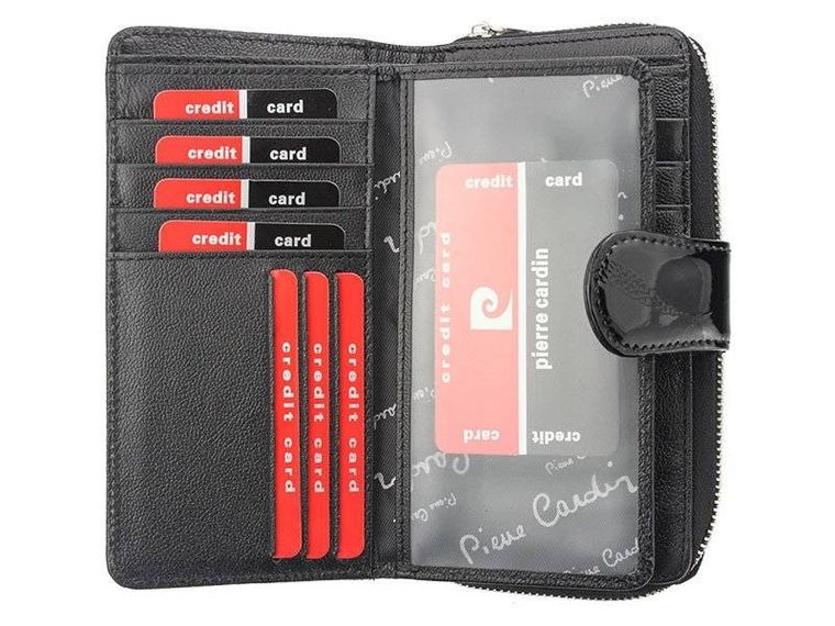 Pionowy, lakierowany portfel damski z opaską na zatrzask, Pierre Cardin