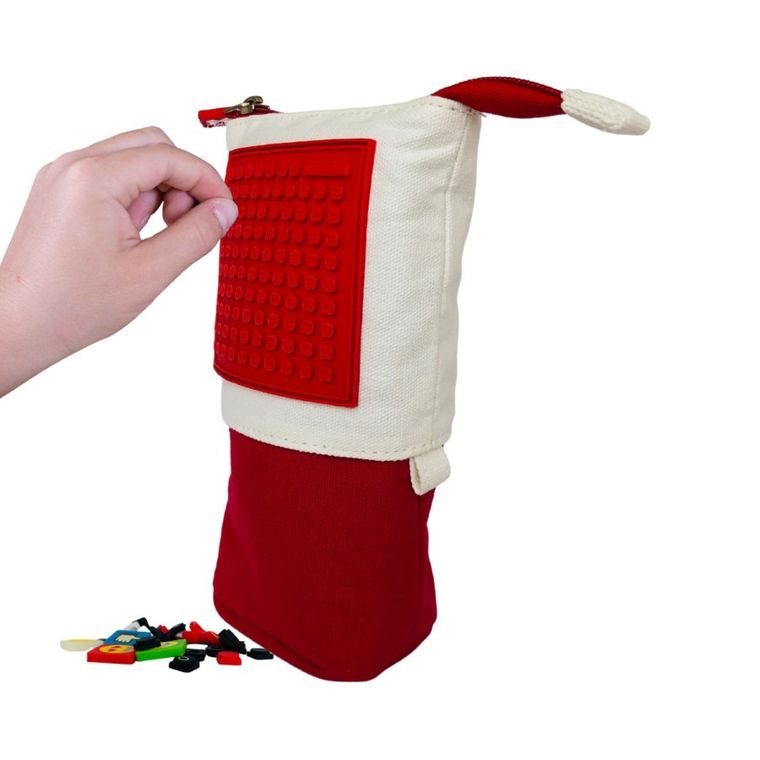 Pixie Crew, pionowy piórnik, czerwony panel