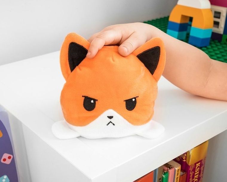 Pluszak przewrotek, piesek, pomarańczowy