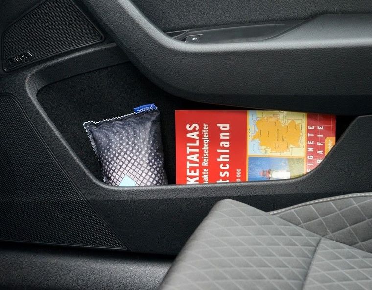 Pochłaniacz wilgoci do samochodu, 350 g