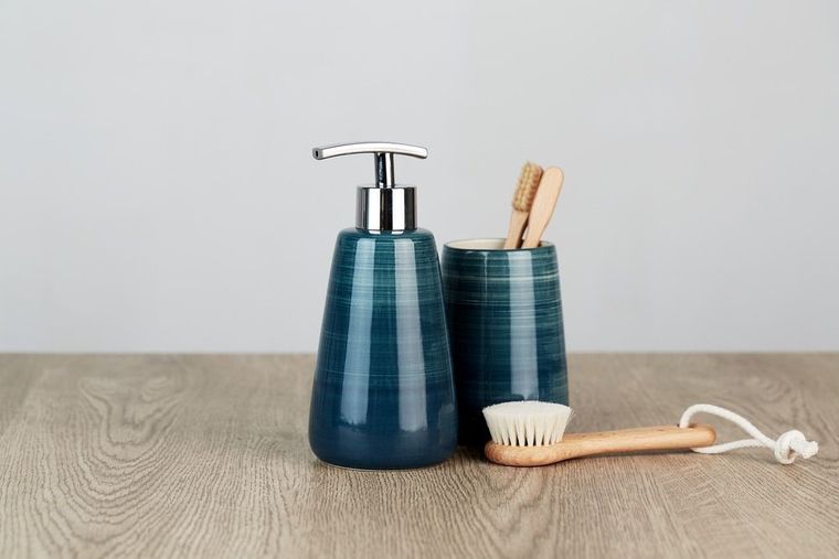 Pojemnik na szczoteczki do zębów, Pottery Petrol