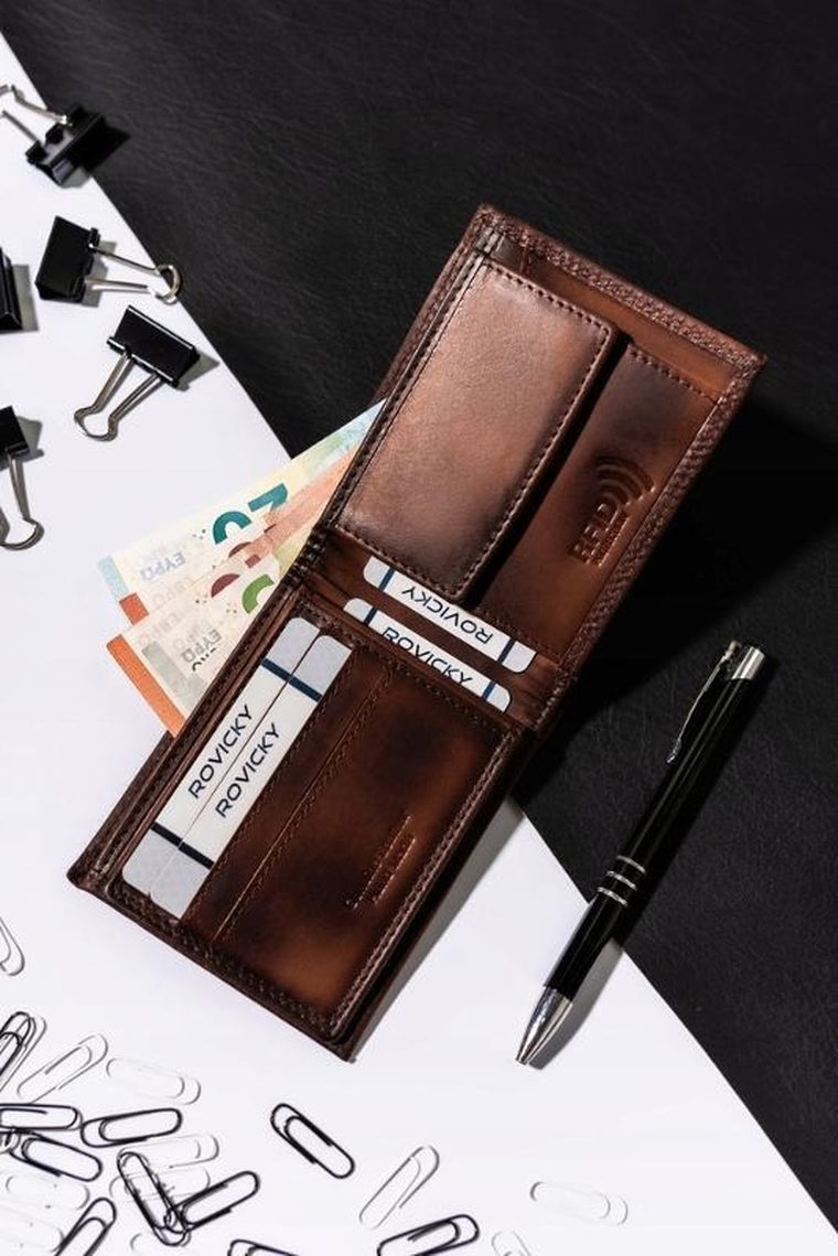 Portfel, brązowy, skórzany, Always Wild