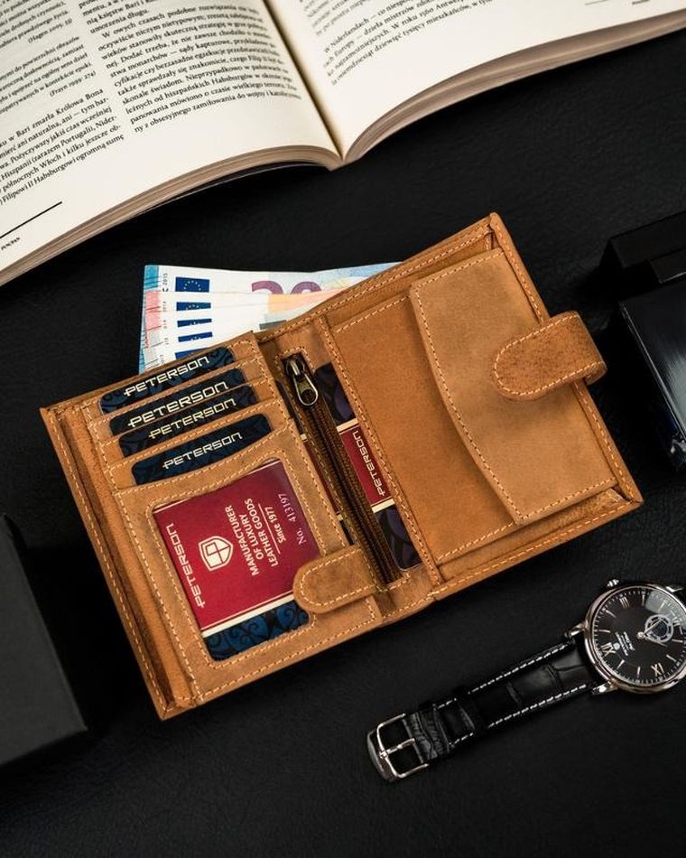 Portfel, brązowy, skórzany, Peterson