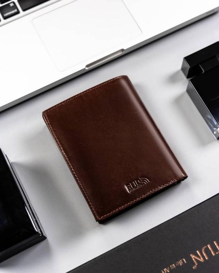 Portfel, brązowy, skórzany, Peterson