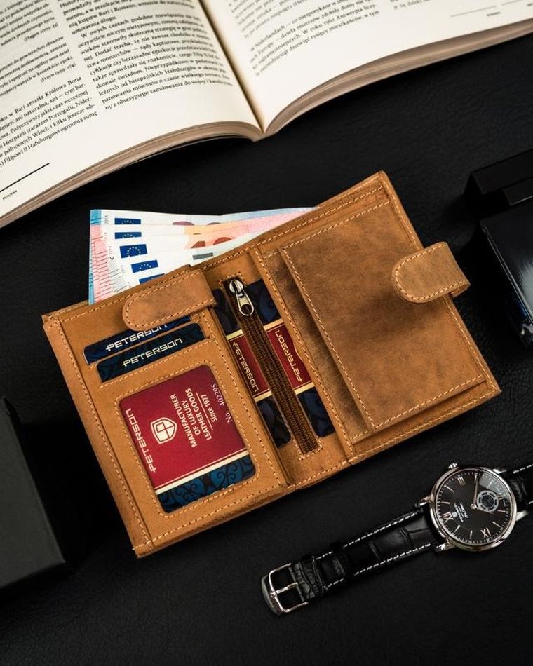 Portfel, brązowy, skórzany, Peterson