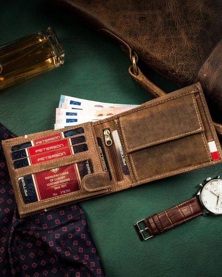 Portfel, brązowy, skórzany, Peterson