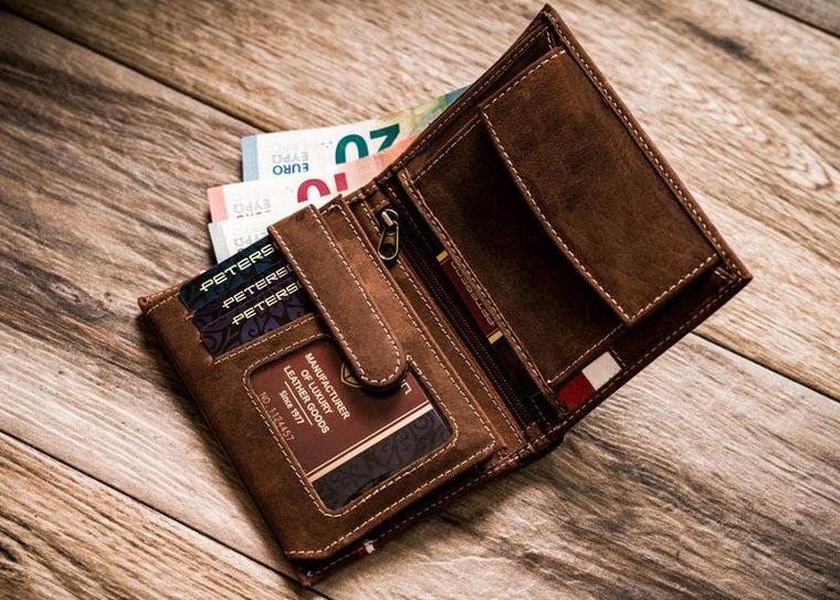 Portfel, brązowy, skórzany, Peterson