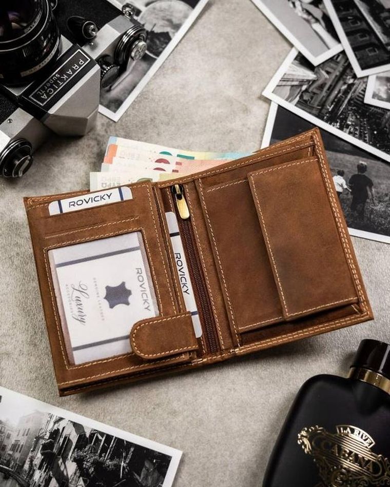 Portfel, brązowy, skórzany, RFID, Always Wild