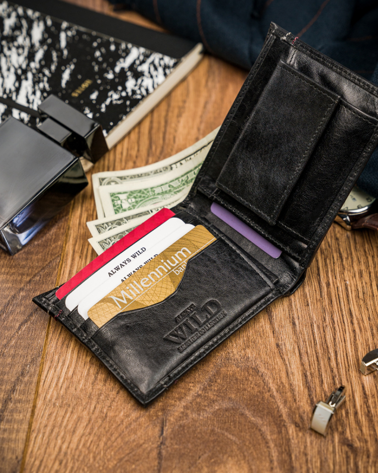 Portfel, czarny, skórzany, Always Wild