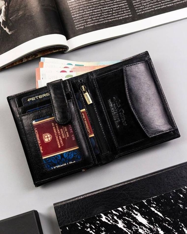 Portfel, czarny, skórzany, Peterson