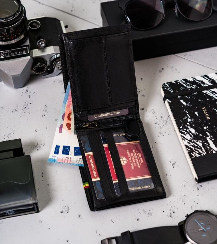 Portfel, czarny, skórzany, Peterson