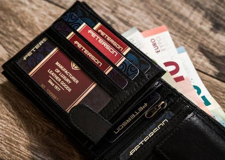 Portfel, czarny, skórzany, Peterson