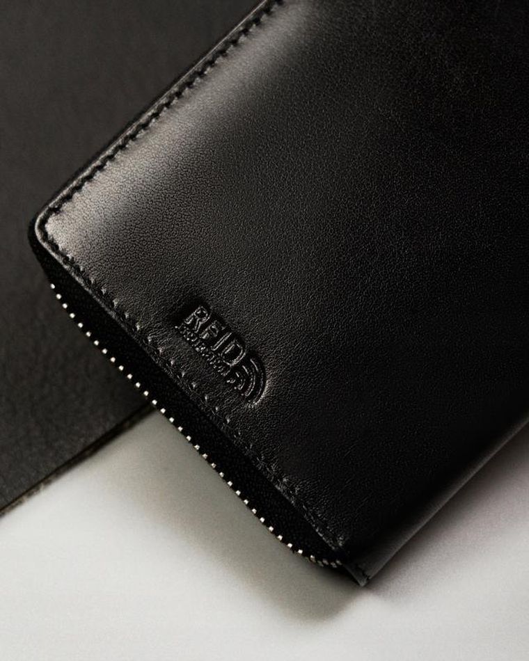 Portfel, czarny, skórzany, Peterson