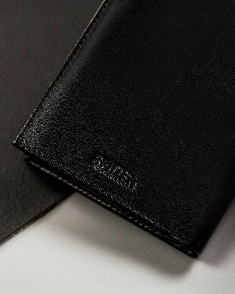Portfel, czarny, skórzany, Peterson