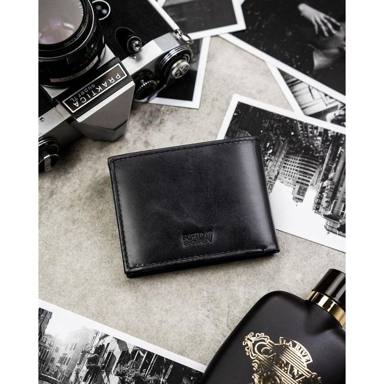 Portfel, czarny, skórzany, Peterson