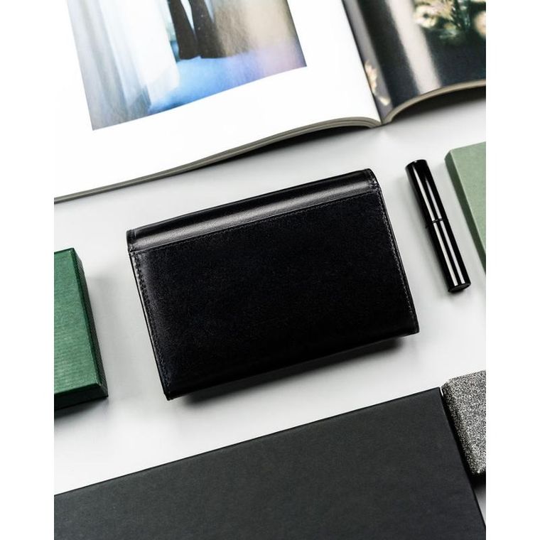 Portfel, czarny, skórzany, Peterson