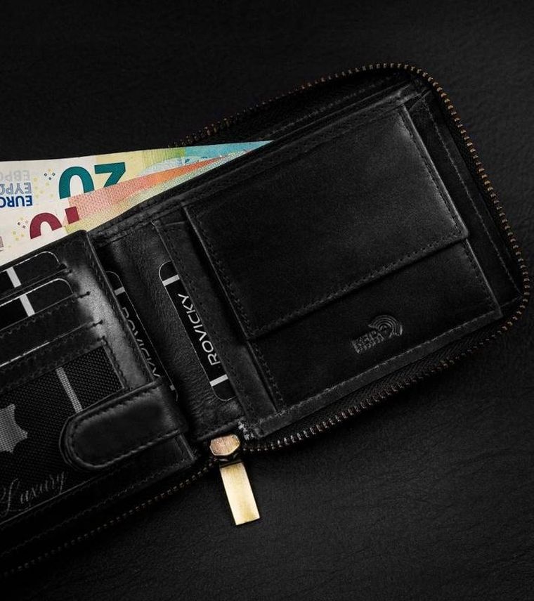 Portfel, czarny, skórzany, RFID, Always Wild