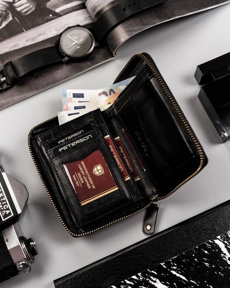 Portfel, czarny, skórzany, RFID, Peterson