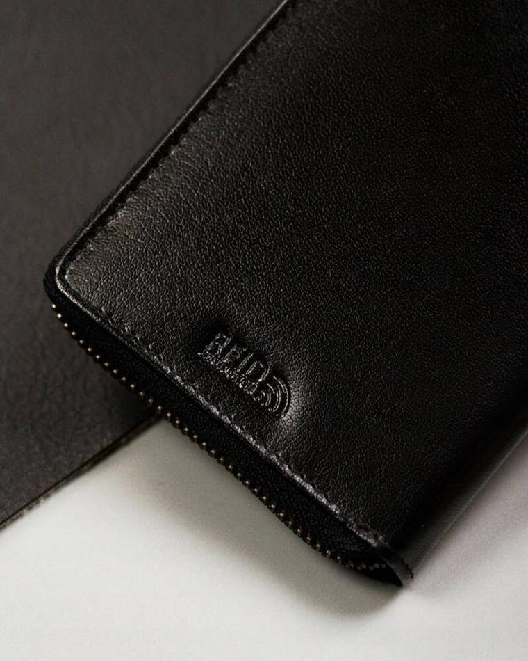 Portfel, czarny, skórzany, RFID, Peterson