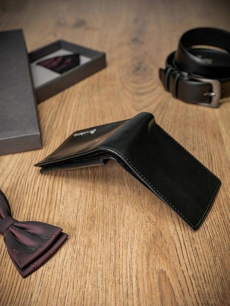 Portfel, czarny, skórzany, RFID, Pierre Andreus