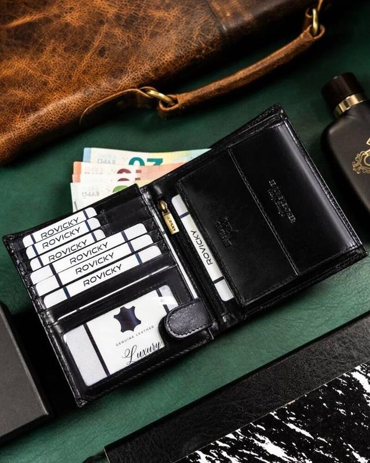 Portfel, czarny, skórzany, RFID, Rovicky