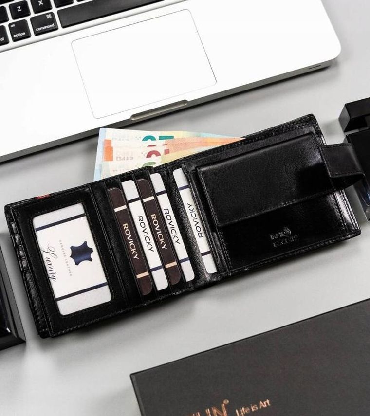 Portfel, czarny, skórzany, RFID, Rovicky