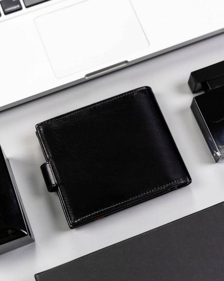 Portfel, czarny, skórzany, RFID, Rovicky