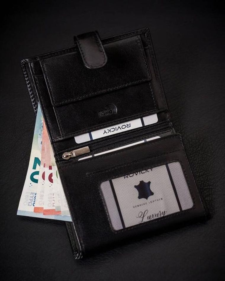 Portfel, czarny, skórzany, RFID, Rovicky