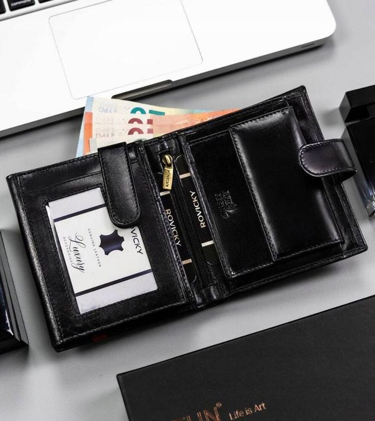 Portfel, czarny, skórzany, Rovicky