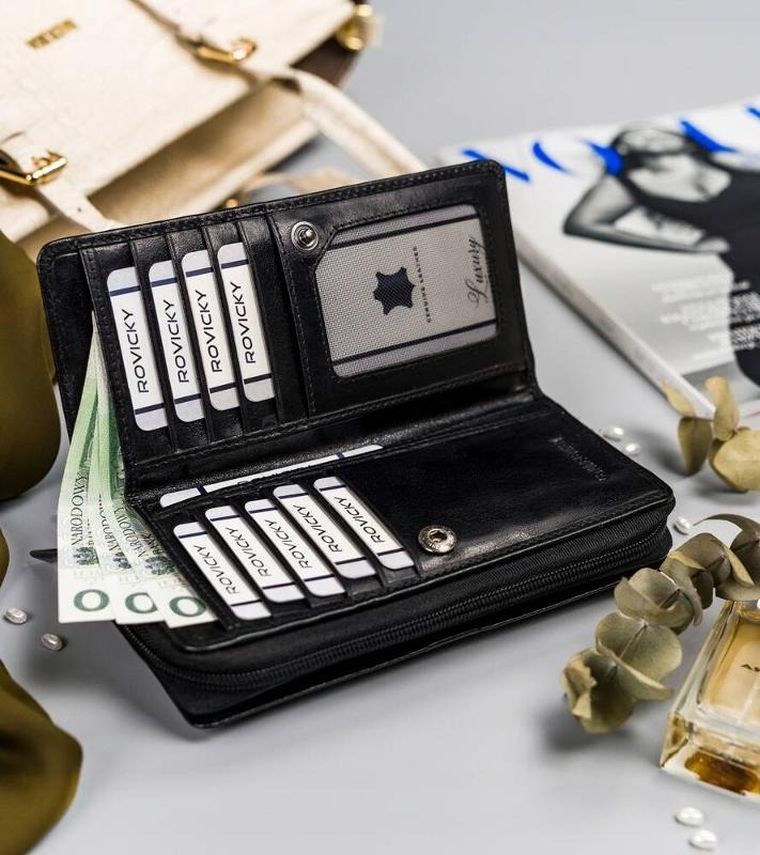Portfel, czarny, skórzany, Rovicky
