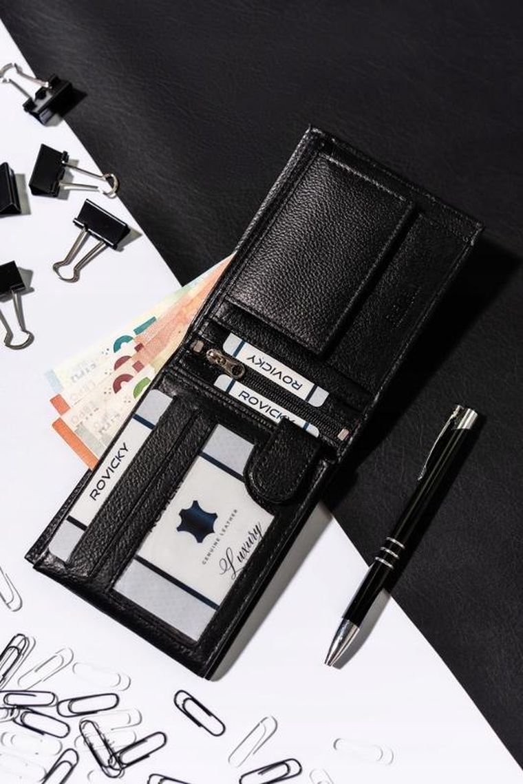 Portfel, czarny, skórzany, Rovicky