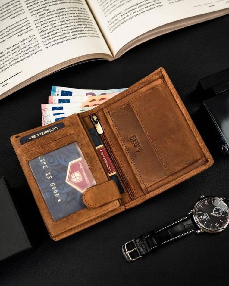 Portfel męski bez zapięcia z naturalnej skóry nubukowej, Peterson