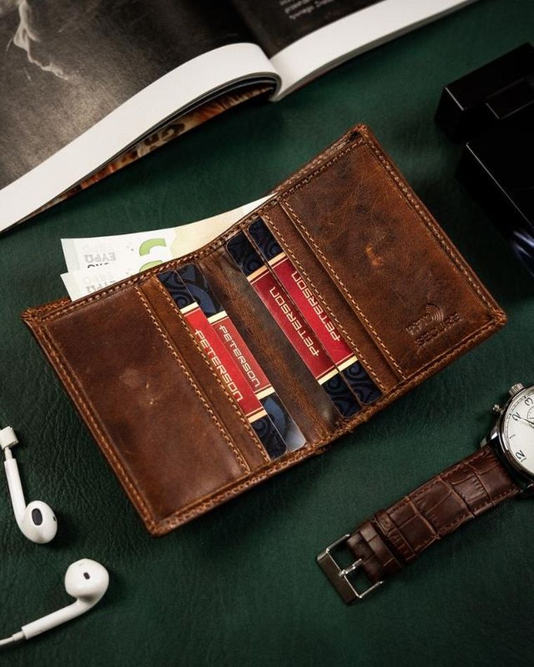 Portfel na karty, brązowy, skórzany, Peterson