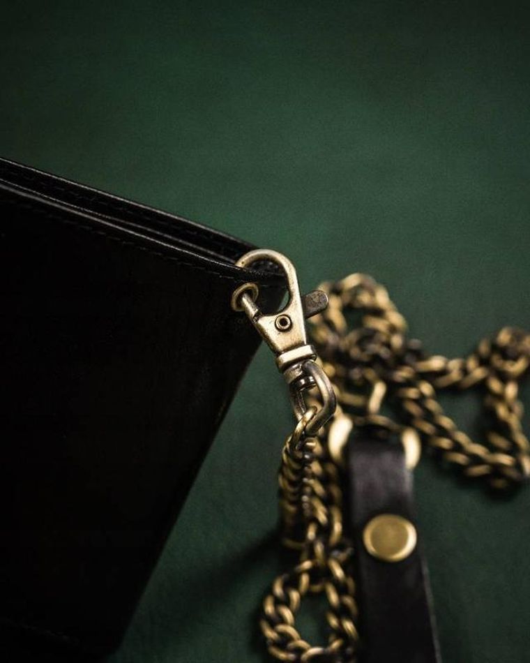 Portfel z łańcuszkiem, czarny, skórzany, Peterson