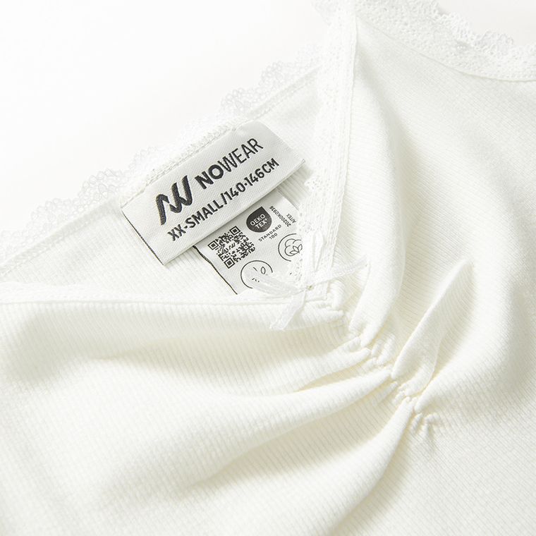 Prążkowany top z domieszką modalu NOWEAR