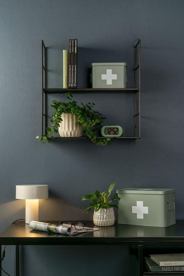 Present Time, metalowa apteczka, 21.5-15.5-16 cm