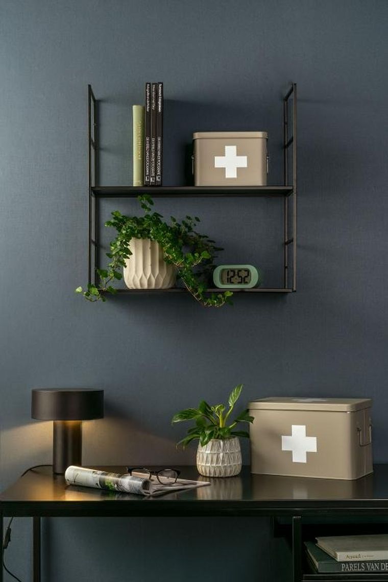 Present Time, metalowa apteczka, 21.5-15.5-16 cm