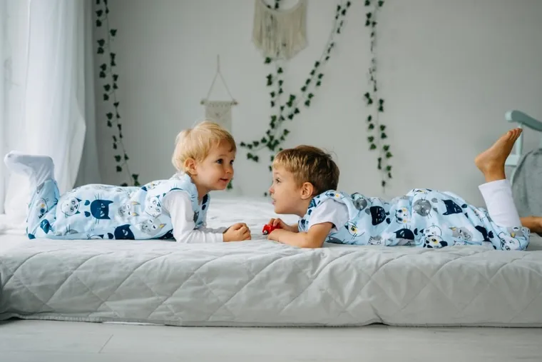 Pulp, Bamboo, Niebieskie koty, śpiworek do spania ze skarpetkami, TOG 1.75, 12-30 m