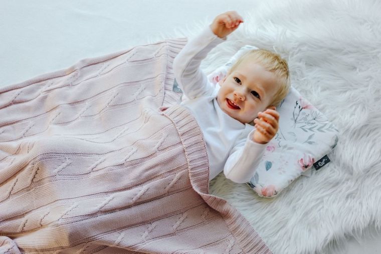 Pulp, bambusowy kocyk z jonami srebra, warkocz, pudrowy, 75-90 cm