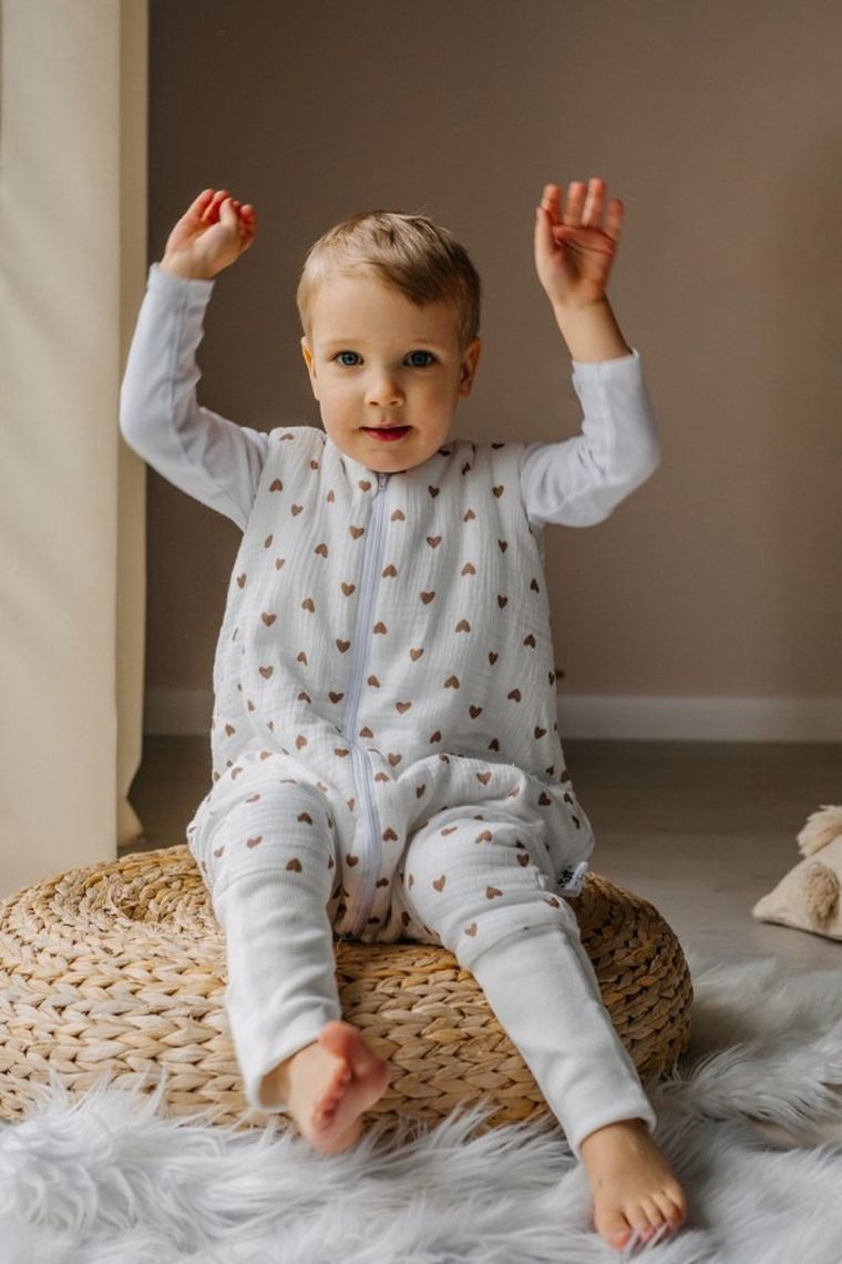 Pulp, Serduszka, śpiworek muślinowy ze skarpetkami, ocieplany, TOG 1.75, 12-30 m