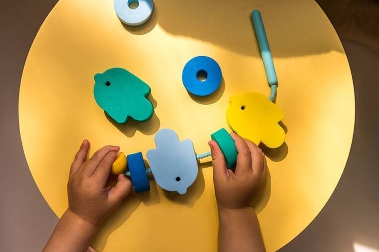 Quut, Beedi, klocki piankowe do kąpieli do nawlekania, Fish