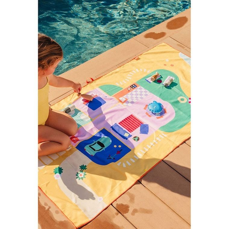 Quut, PlayTowels, dwustronny ręcznik plażowy, Doll house, 70-140 cm