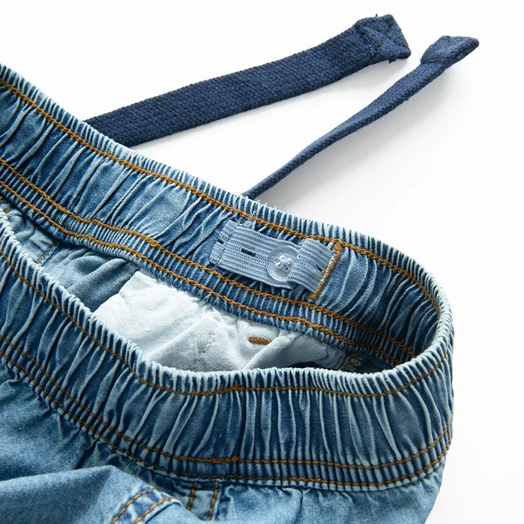 Regulowane jeansy o kroju jogger Cool Club