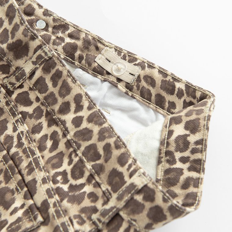 Regulowane jeansy wide leg w panterkę Cool Club