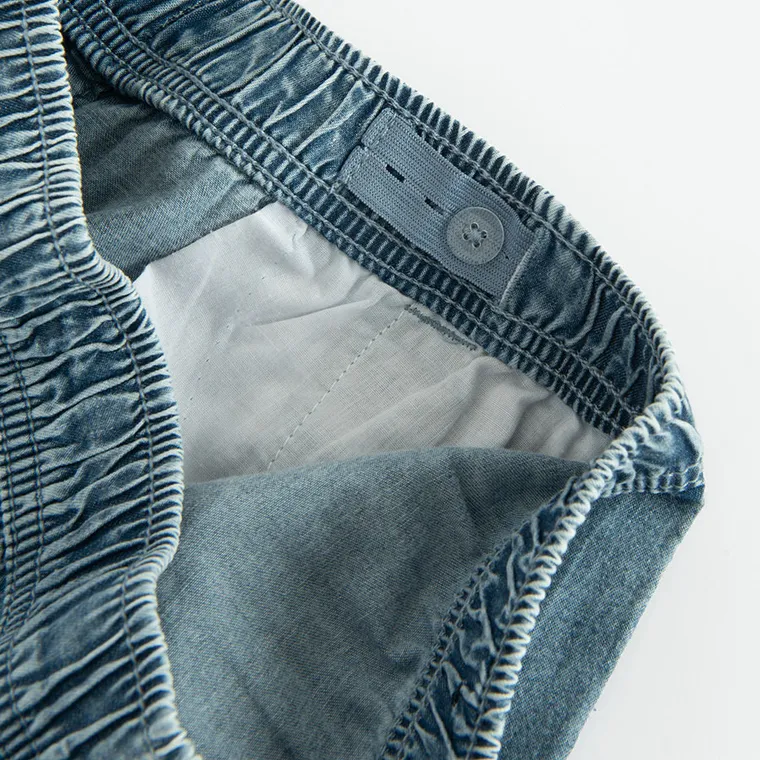 Regulowane szorty o kroju relaxed Cool Club