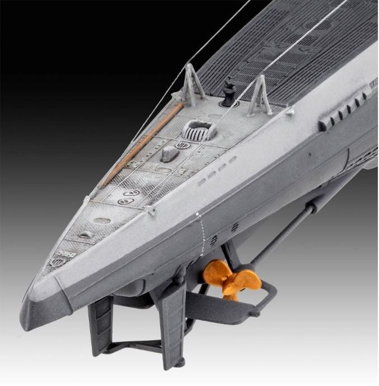 Revell, German Submarine T.IX C/40, model do składania, 1:144