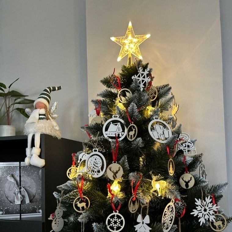 Ruhhy, gwiazda LED na choinkę