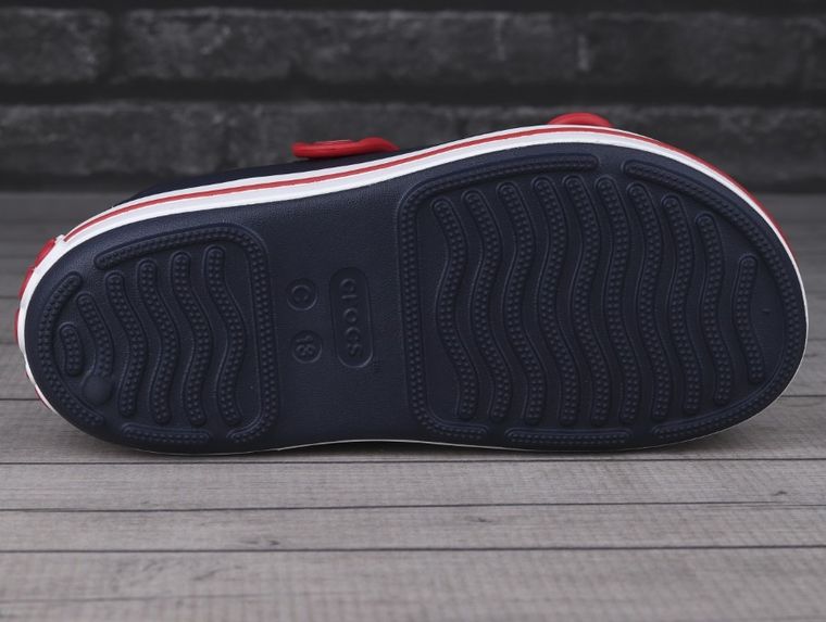 Sandały chłopięce, granatowe, Crocs Crocband