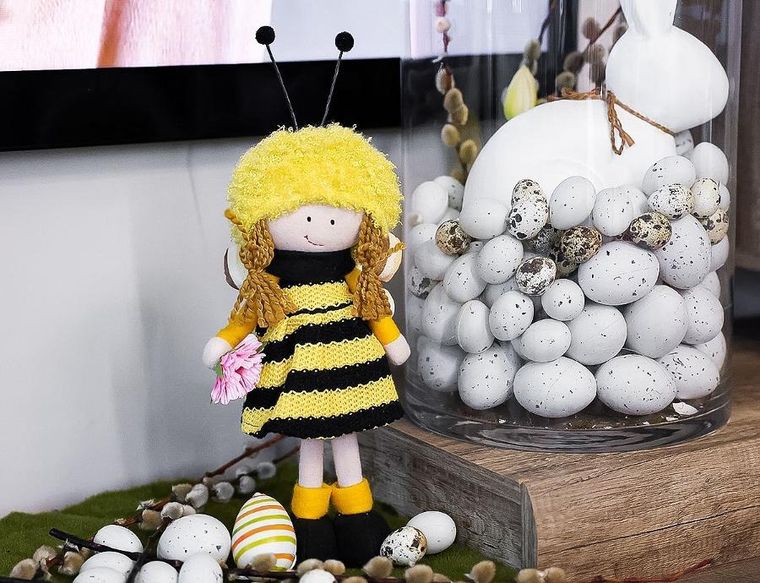 Saska Garden, dekoracja wiosenna, pszczółka, 30 cm